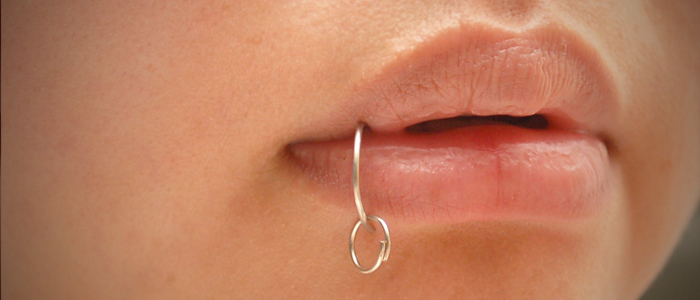 31 melhor ideia de Piercing na boca  piercing, ideias para piercings,  piercings corporais